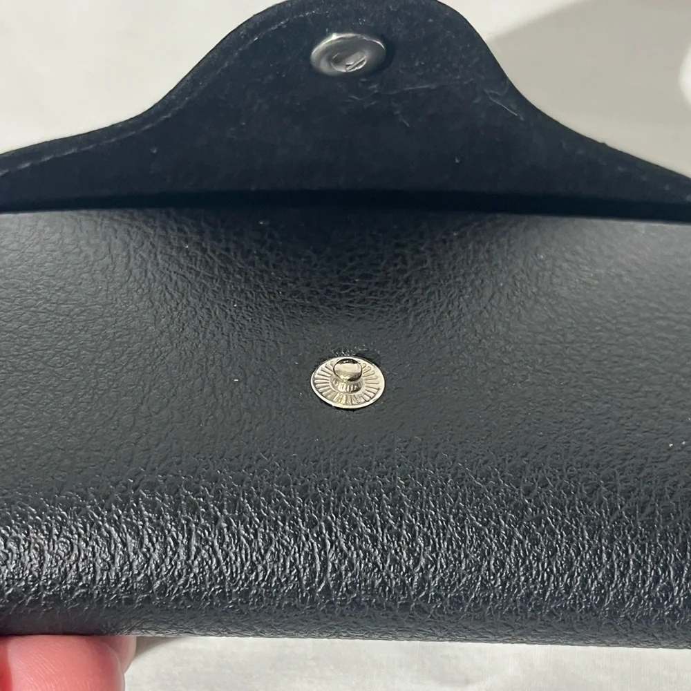 VTG Berikin Eyeglass Case Pebbled Leather Gold Script Signature Felt Interior